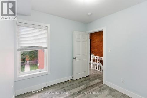 199 Jackson Street E, Hamilton, ON - Indoor Photo Showing Other Room