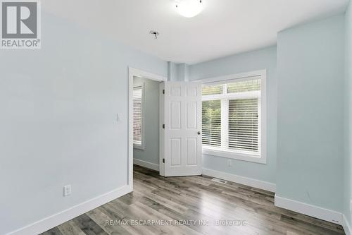 199 Jackson Street E, Hamilton, ON - Indoor Photo Showing Other Room