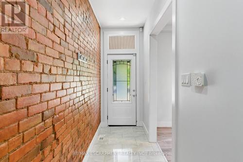 199 Jackson Street E, Hamilton, ON - Indoor