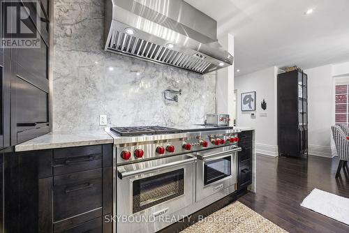 20 Fairview Boulevard, Toronto, ON - Indoor Photo Showing Kitchen