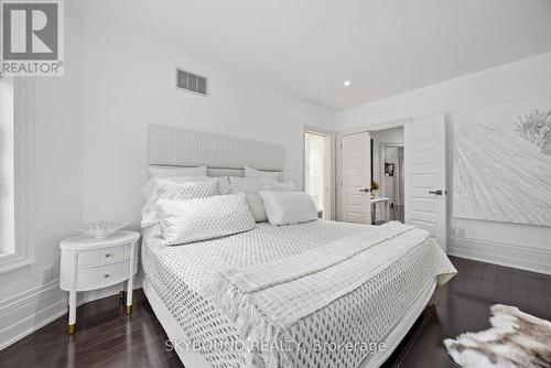 20 Fairview Boulevard, Toronto, ON - Indoor Photo Showing Bedroom