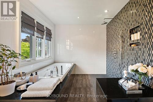 20 Fairview Boulevard, Toronto, ON - Indoor Photo Showing Bathroom