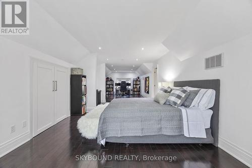20 Fairview Boulevard, Toronto, ON - Indoor Photo Showing Bedroom