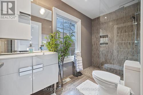 20 Fairview Boulevard, Toronto, ON - Indoor Photo Showing Bathroom