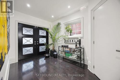 20 Fairview Boulevard, Toronto, ON - Indoor Photo Showing Other Room