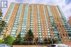 903 - 135 HILLCREST AVENUE  Mississauga, ON L5B 4B1