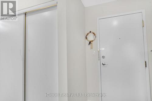 903 - 135 Hillcrest Avenue, Mississauga, ON - 