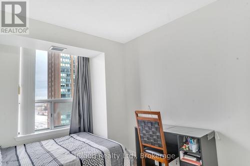 2nd bedroom - 903 - 135 Hillcrest Avenue, Mississauga, ON - Indoor Photo Showing Bedroom