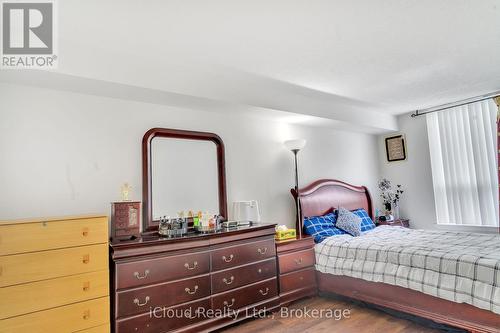 Primary Room - 903 - 135 Hillcrest Avenue, Mississauga, ON - Indoor Photo Showing Bedroom