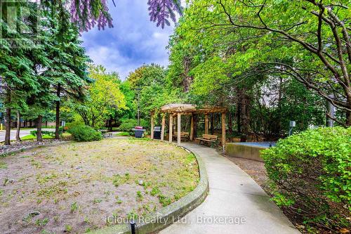 903 - 135 Hillcrest Avenue, Mississauga, ON - Outdoor