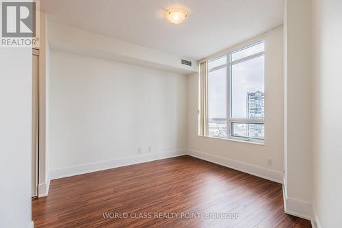 1402 - 330 Burnhamthorpe Road W, Mississauga, ON - Indoor Photo Showing Other Room