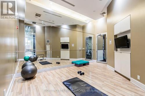 1402 - 330 Burnhamthorpe Road W, Mississauga, ON - Indoor Photo Showing Other Room