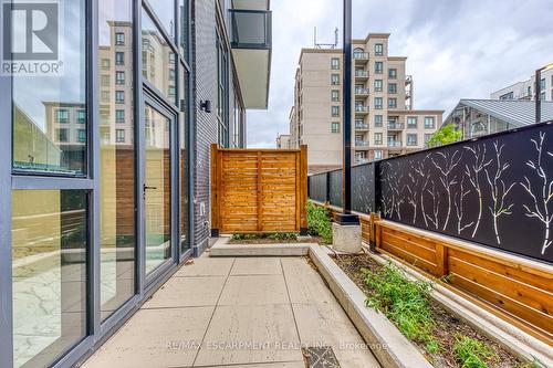 112 - 2450 Old Bronte Road, Oakville, ON - Outdoor