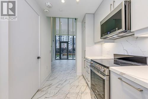 112 - 2450 Old Bronte Road, Oakville, ON - Indoor Photo Showing Kitchen