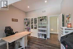 2nd Bedroom upstairs - 