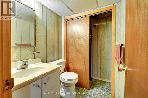 2 Easton Avenue, Bancroft (Bancroft Ward), ON - Indoor Photo Showing Bathroom