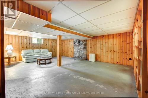 2 Easton Avenue, Bancroft (Bancroft Ward), ON - Indoor