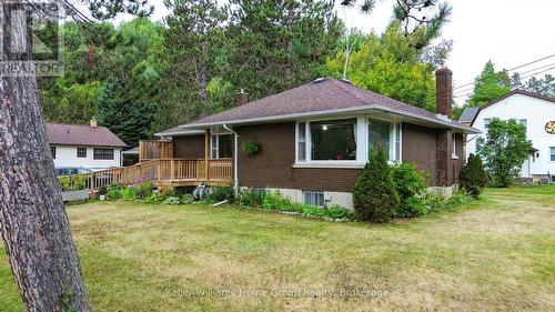 2 Easton Avenue, Bancroft (Bancroft Ward), ON - Outdoor With Deck Patio Veranda