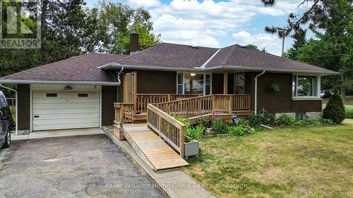 2 Easton Avenue, Bancroft (Bancroft Ward), ON - Outdoor With Deck Patio Veranda