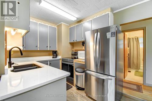 2 Easton Avenue, Bancroft (Bancroft Ward), ON - Indoor Photo Showing Kitchen With Stainless Steel Kitchen With Double Sink