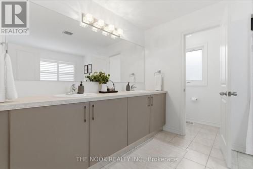 141 Lyle Drive, Clarington (Bowmanville), ON - Indoor Photo Showing Bathroom