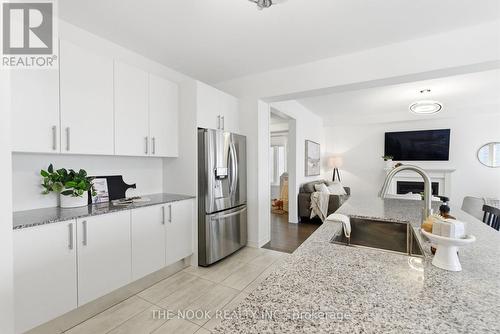 141 Lyle Drive, Clarington (Bowmanville), ON - Indoor Photo Showing Kitchen