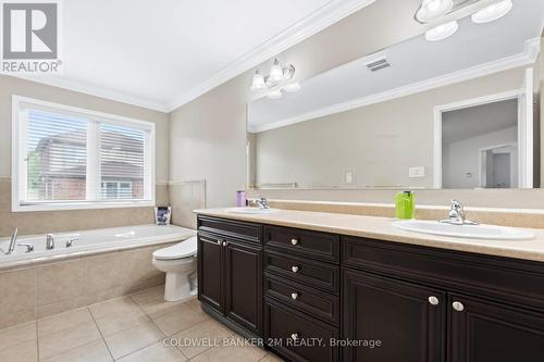 279 Cochrane Terrace, Milton (Wi Willmott), ON - Indoor Photo Showing Bathroom