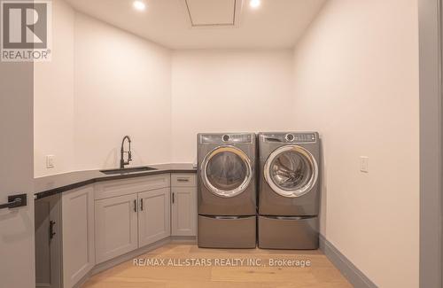 228 Riverside Drive, Kawartha Lakes (Bobcaygeon), ON - Indoor Photo Showing Laundry Room