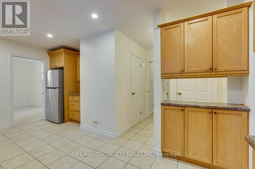 37 Westmorland Road, London South (South N), ON - Indoor Photo Showing Kitchen