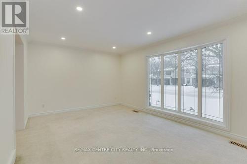 37 Westmorland Road, London South (South N), ON - Indoor Photo Showing Other Room