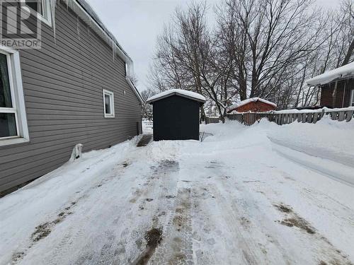 351 Bloor St W, Sault Ste. Marie, ON - Outdoor