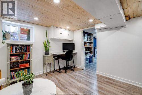 41 Fox Street, Leamington, ON - Indoor