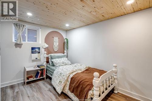 41 Fox Street, Leamington, ON - Indoor Photo Showing Bedroom