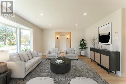 262 Duckworth Street, Barrie, ON - Indoor Photo Showing Living Room