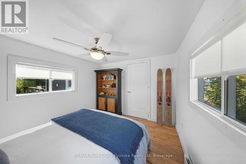 15 Forsyths Road, Carling, ON - Indoor Photo Showing Bedroom