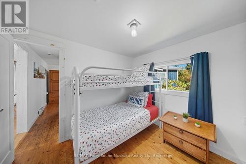 15 Forsyths Road, Carling, ON - Indoor Photo Showing Bedroom
