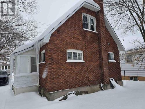 387 North St, Sault Ste. Marie, ON - Outdoor With Exterior