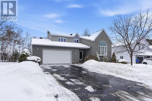 95 Lalande Crescent, Alfred And Plantagenet, ON - Outdoor With Facade