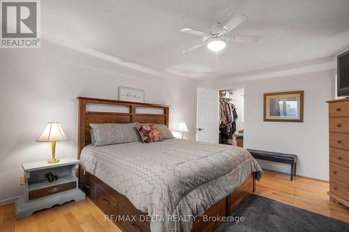 95 Lalande Crescent, Alfred And Plantagenet, ON - Indoor Photo Showing Bedroom