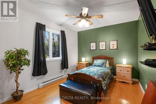 95 Lalande Crescent, Alfred And Plantagenet, ON - Indoor Photo Showing Bedroom