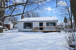 1796 SAUNDERSON DRIVE  Ottawa, ON K1G 2C2