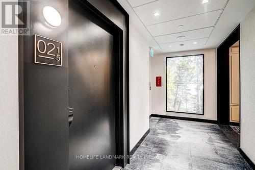 215 - 3200 William Coltson Avenue, Oakville, ON - Indoor Photo Showing Other Room