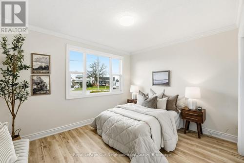 1346 Scugog Avenue, Oshawa (Lakeview), ON - Indoor Photo Showing Bedroom