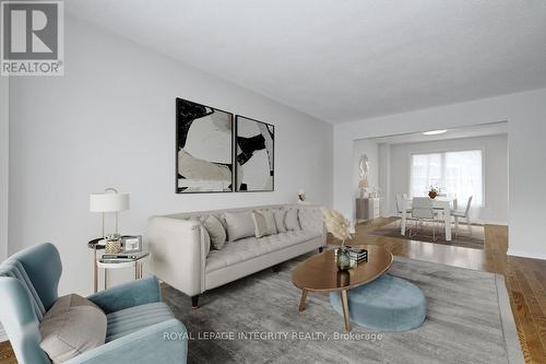 LIVING ROOM/DINING ROOM - 2177 Lenester Avenue, Ottawa, ON - Indoor Photo Showing Living Room