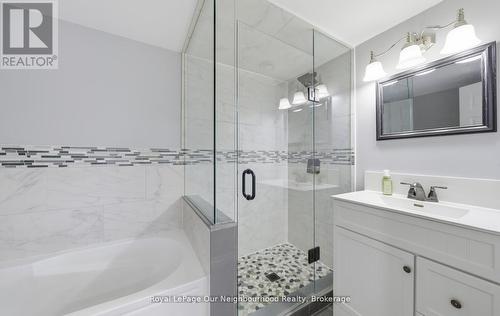283 Chadburn Street, Oshawa (Central), ON - Indoor Photo Showing Bathroom