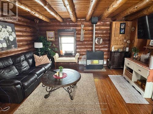 1403 Grindstone Road, Black River-Matheson (Matheson), ON - Indoor Photo Showing Living Room