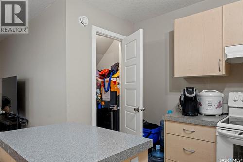 62 5612 Gordon Road, Regina, SK - Indoor Photo Showing Kitchen