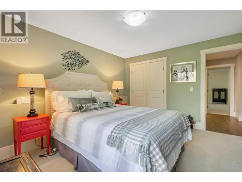 1012 Arbor View Drive, Kelowna, BC - Indoor Photo Showing Bedroom