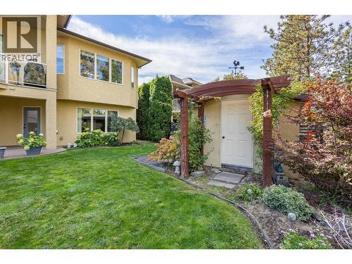 1012 Arbor View Drive, Kelowna, BC - Outdoor