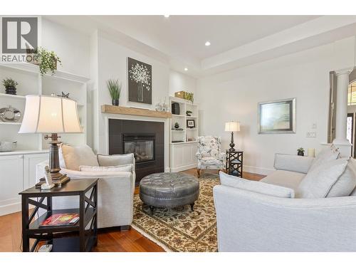 1012 Arbor View Drive, Kelowna, BC - Indoor Photo Showing Living Room With Fireplace
